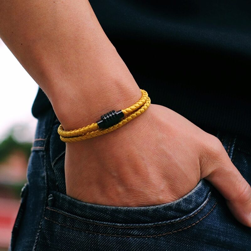 Layered Look Rope Style Bracelet With Magnetic Buckle