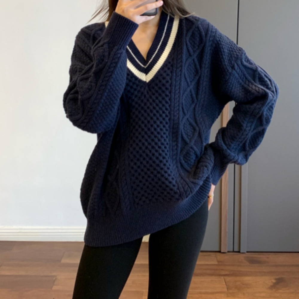 Womens V Neck Cable Knit Sweater