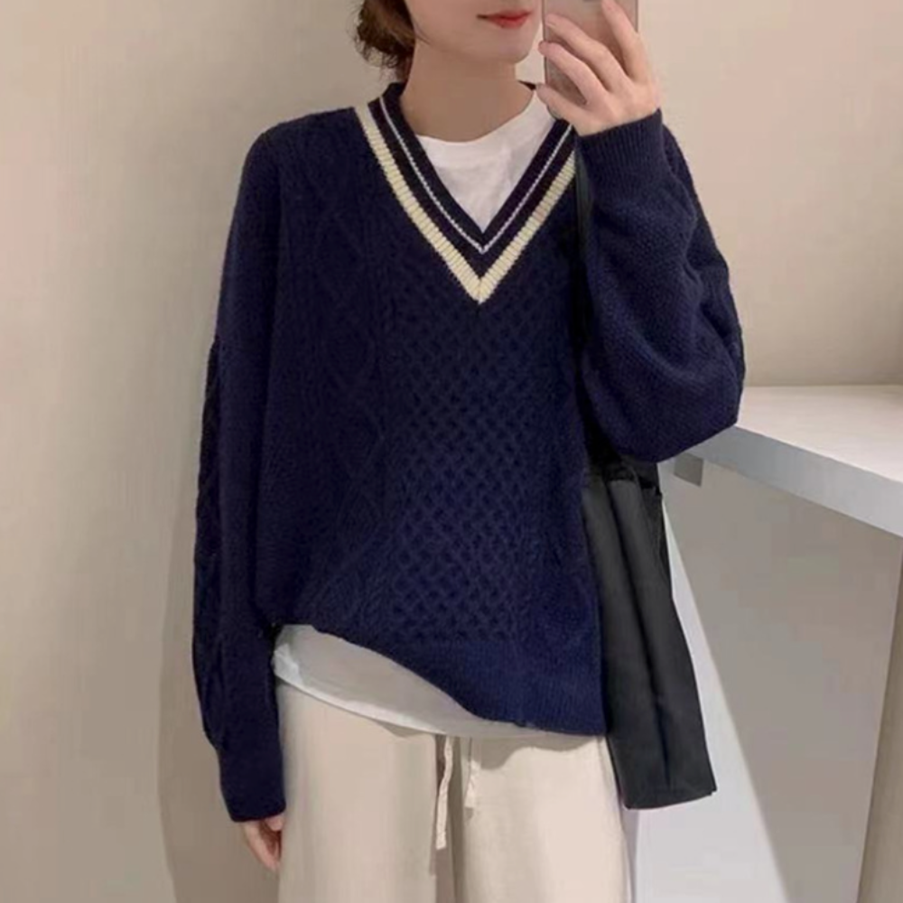 Womens V Neck Cable Knit Sweater