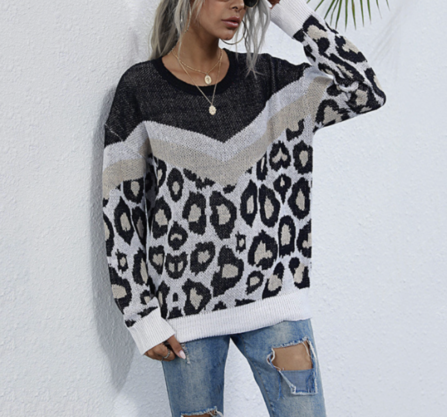 Womens Leopard Print Round Neck Sweater