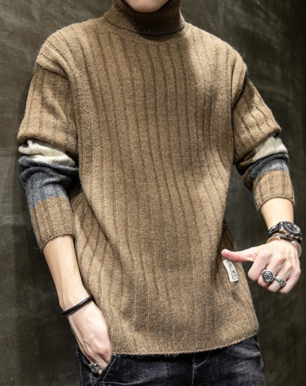 Mens Causal Turtle Neck Sweater with Stripe Sleeves Design