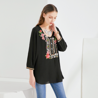 Womens Embroidered Quarter Sleeve Top