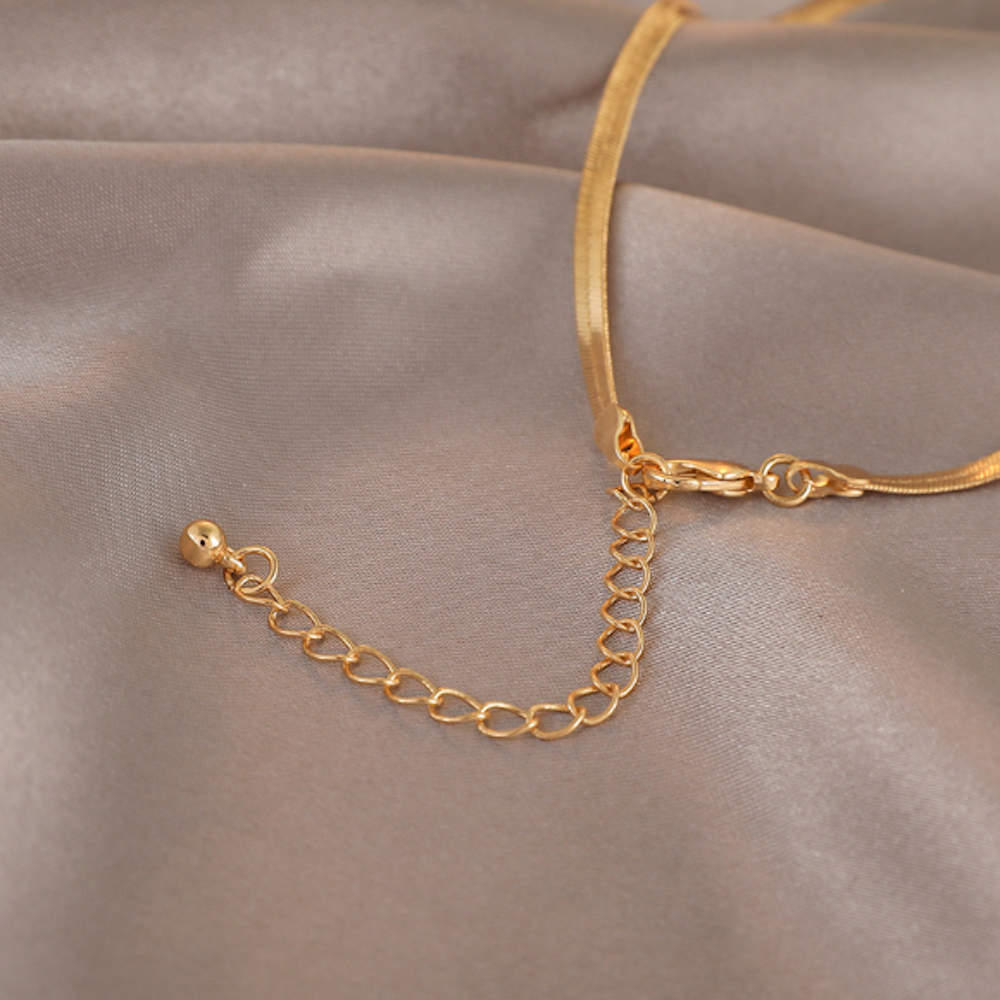 Womens Herringbone Chain Necklace